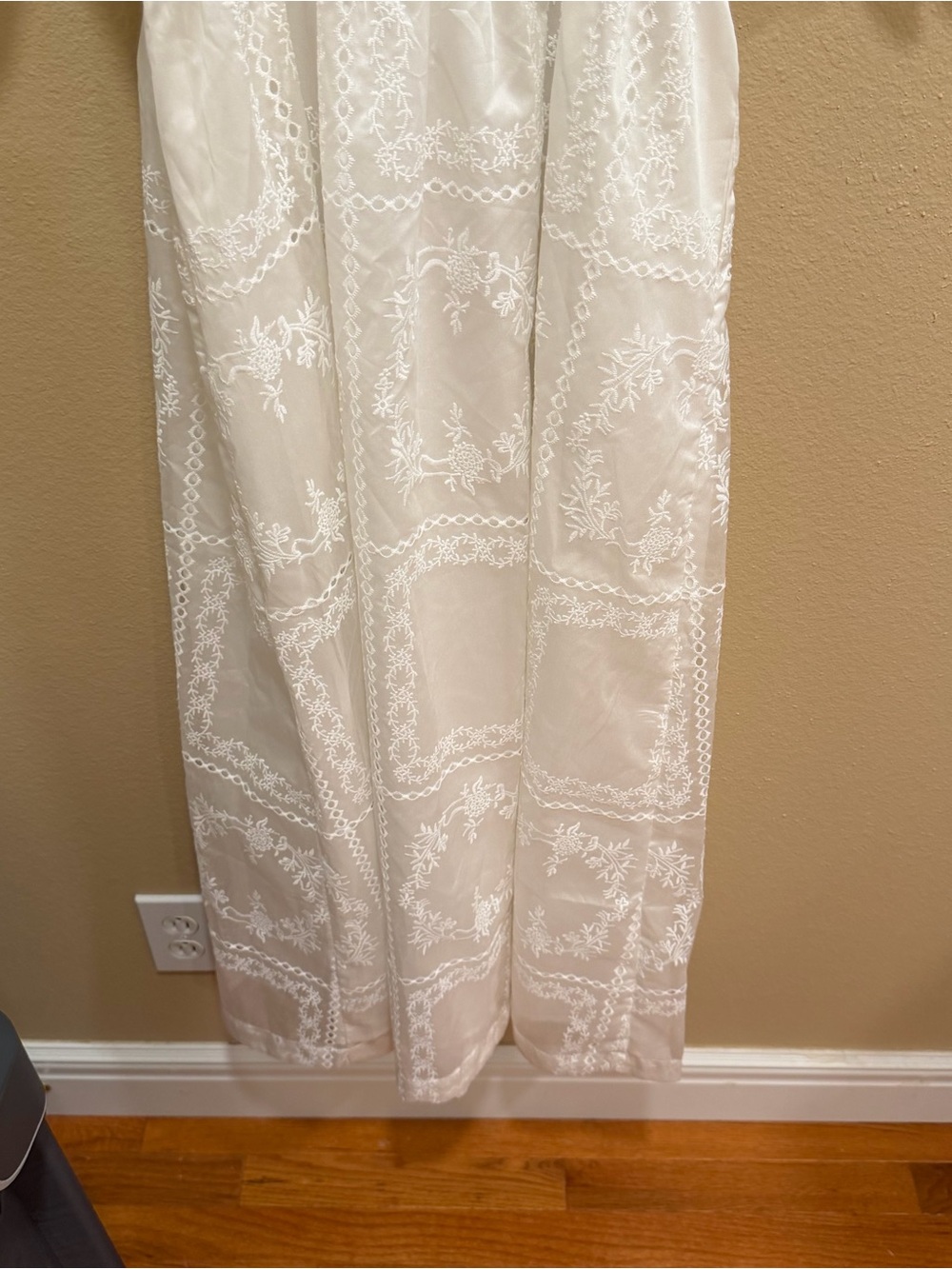 NWT Caroline Constas White Lace Maxi Dress Floral with Smocked Bodice Small - Picture 5 of 15